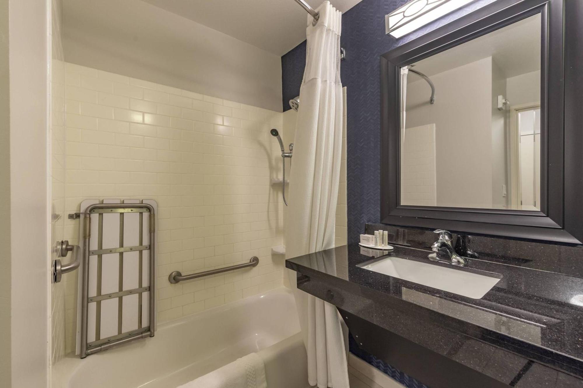 Hotel Fairfield & By Marriott Texarkana